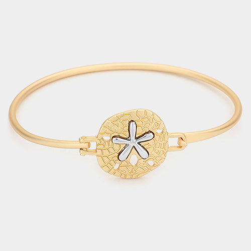 Two Tone Metal Sand Dollar Hook Bracelet - Matte gold
