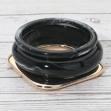 Madeline Love GDBLK