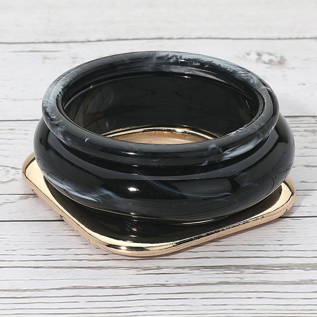 Madeline Love GDBLK