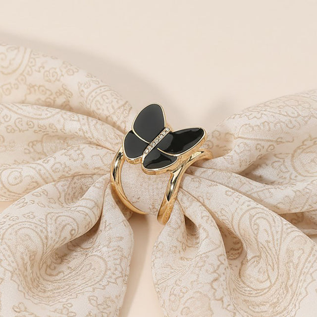 Madeline Love Black, Gold