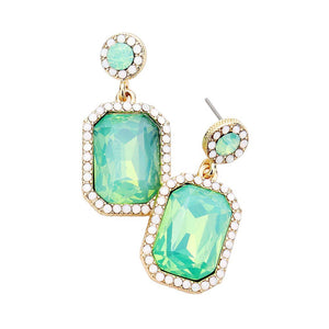 Mint Opal Rhinestone Rectangle Stone Evening Earrings, boast an elegant, timeless design with glistening rhinestones to add a touch of sophistication to your look. The alloy metal is sturdy and durable, making these earrings perfect for any special occasion or day-to-day wear. An exquisite gift for loved ones on any special day.