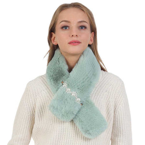Mint Pearl Flower Faux Fur Pull Through Scarf, is delicate, warm, on-trend & fabulous, and a luxe addition to any cold-weather ensemble. Great for daily wear in the cold winter to protect you against the chill, the classic style scarf & amps up the glamour with a plush material. Perfect gift for birthdays, or any occasion.