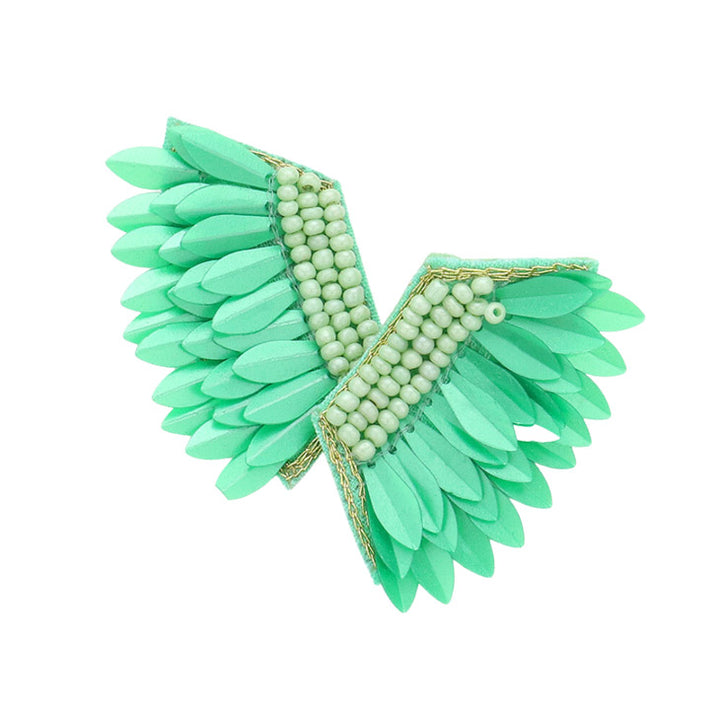 Mint Boho Fringe Beaded Earrings are the perfect accessory to boho-ify your look! They feature a felt backing for comfort, and colorful beading for that added fringe-y flair. Perfect Birthday Gift, Anniversary Gift, Christmas Gift, Regalo Cumpleanos, Regalo Navidad, Aniversario, etc