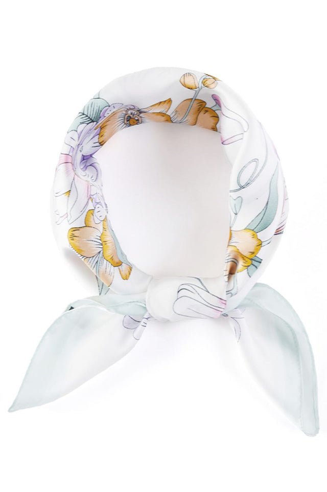 Mint Elevate your accessory game with this versatile flower pattern bandana scarf. Crafted from 100% polyester, it delivers a silky-smooth feel that's lightweight and comfortable year-round. The generous 27.5" x 27.5" square size offers endless styling possibilities wear it as a headscarf, neck wrap, or tie it to your bag for a pop of color. Perfect for adding effortless style to any outfit, whether you're dressing up or keeping it casual. A timeless piece that transitions seamlessly through every season.