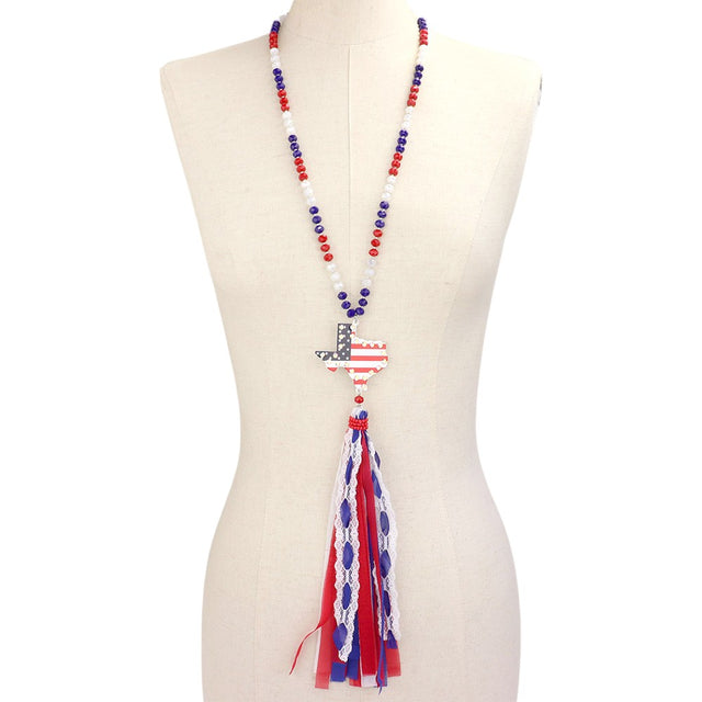 Multi American USA Flag Texas State Map Mesh Fabric Tassel Link Necklace is a perfect way to show off your state pride and patriotism. The intricate mesh fabric design and tassel link add a unique touch, while the American flag and Texas state map showcase your love for your country and home. This necklace is made with high-quality materials and a stylish and meaningful addition to your accessory collection.