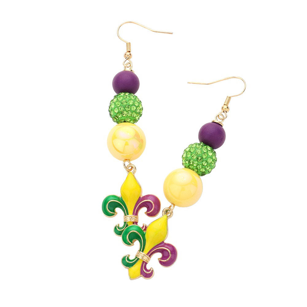 Multi Mardi Gras Triple Bead Fleur de Lis Link Dangle Earrings, will bring festive elegance to any look. The intricate design combines three colorful beads with a delicate link chain with a classic Fleur de Lis at the bottom. Perfect for gifting as a fun festive gift or adding glamour to any outfit!