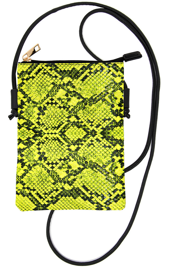Snake Skin Print Cross Body Bag offers a refined blend of fashion and function. Designed with an adjustable strap for comfortable wear, it features a striking snake skin pattern that enhances any ensemble with a touch of sophistication. Perfectly sized to hold your essentials securely, this bag is an expert choice for those seeking a stylish yet practical accessory for everyday use or special events. 
