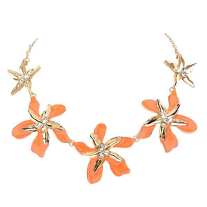 Orange Teardrop Stone Pointed Enamel Flower Link Necklace is a stunning addition to any jewelry collection. Expertly crafted, this elegant teardrop design and bold enamel flowers create a sophisticated statement piece. Made with high-quality materials, this necklace is both durable and beautiful. Perfect for any occasion.