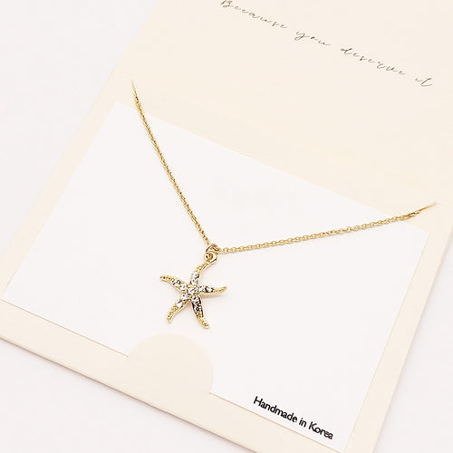 Rhinestone Embellished Starfish Pendant Necklace - Gold