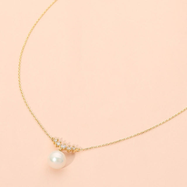 Madeline Love Cream, Gold 18K Gold Dipped Dainty Freshwater Pearl Pendant Necklace