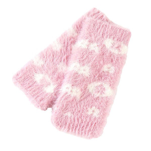 Pink Leopard Patterned Faux Fur Fingerless Gloves Wrist Warmer, Featuring a beige and cream leopard pattern and a 100% Polyester construction ensures durability and comfort. One size and fashionable leopard pattern. Suitable for winter and assists to ensure the warmth. Ideal gift item for almost anyone in a cool season.