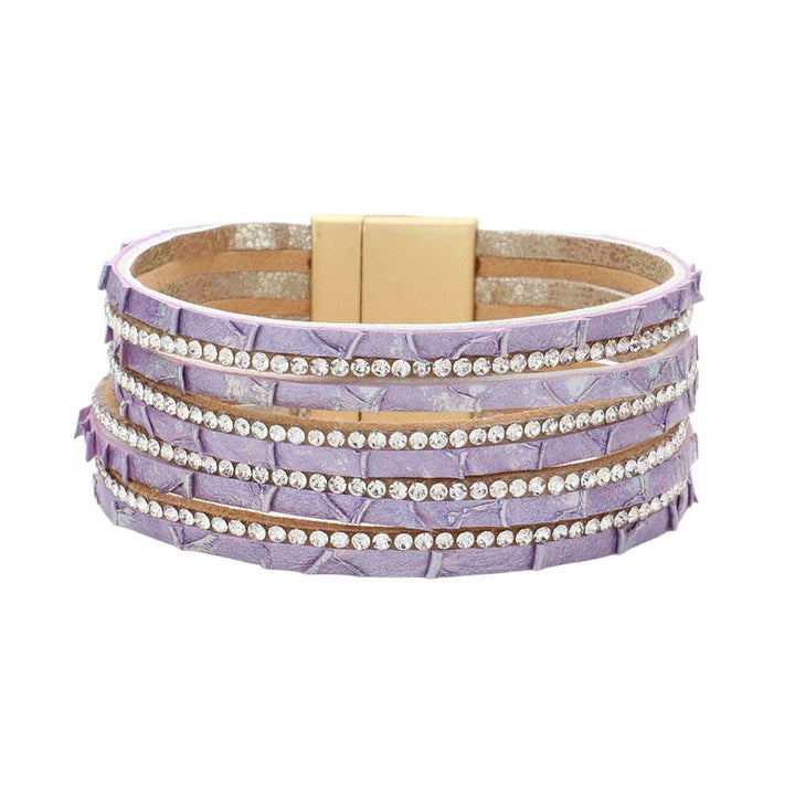 Purple Rhinestone Paved Chain Faux Leather Magnetic Bracelet, Add a touch of luxury to your wrist with our exquisite bracelet. The sparkling rhinestones and elegant chain design exude sophistication and style. The faux leather and magnetic closure provide comfort and ease of wear. Elevate your outfit with this exclusive piece