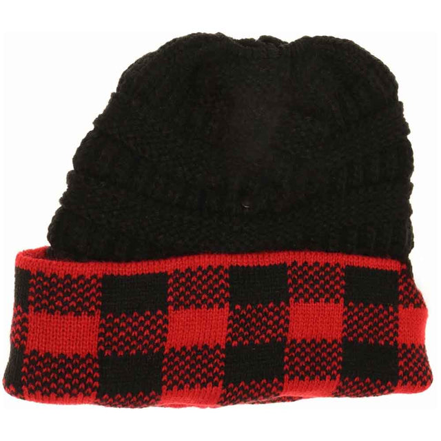 Red The Buffalo Check CC Beanie Tail combines classic style with practical warmth. Crafted from soft, durable fabric featuring a timeless buffalo check pattern, it provides cozy comfort for cooler days. Its loose, slouchy fit accommodates various hairstyles, making it perfect for everyday wear or outdoor activities in crisp weather. This beanie offers both functional protection from the cold and a versatile, stylish addition to any seasonal wardrobe.