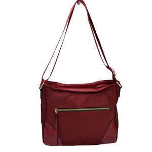 Red External Chain Pocket Long Strap Nylon Crossbody Bag, is the perfect combination of style and practicality. The sturdy nylon construction and long adjustable strap makes this bag ideal for everyday use, while the external chain pocket adds a touch of personality. Carry the essentials with ease and in style.