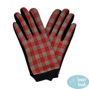 Red Plaid Smart Touch Gloves, are perfect for winter outdoor activities. With their special plaid pattern, they use conductive fabric on their index fingers and thumbs to offer responsive touch capabilities. Perfect for winter sports and activities, their lightweight, breathable design ensures comfort and warmth.