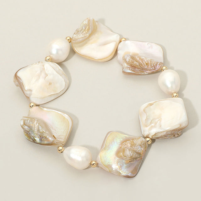 Madeline Love Gold, Neutral