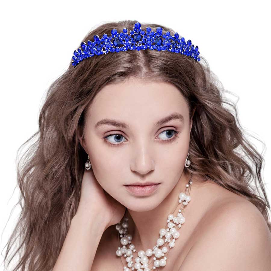 Sapphire Oval Stone Pointed Princess Tiara, is an ideal accessory for special occasions. Its classic design is crafted with quality materials featuring an oval stone with pointed edges for a timeless look. Look regal and sophisticated with this exquisite tiara. Ideal gift for loved ones on any special day. 
