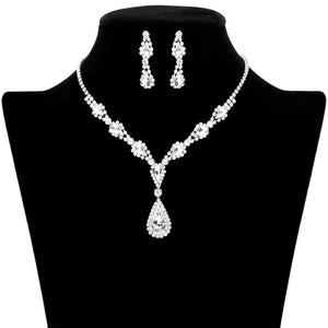 Silver Beautiful Teardrop Stone Accented Rhinestone Necklace, this teardrop stone necklace is a piece of jewel that will certainly amaze you on special occasions. Look like the ultimate fashionista with this rhinestone necklace! Add something special to your outfit on any special occasion! It will be your new favorite accessory. 