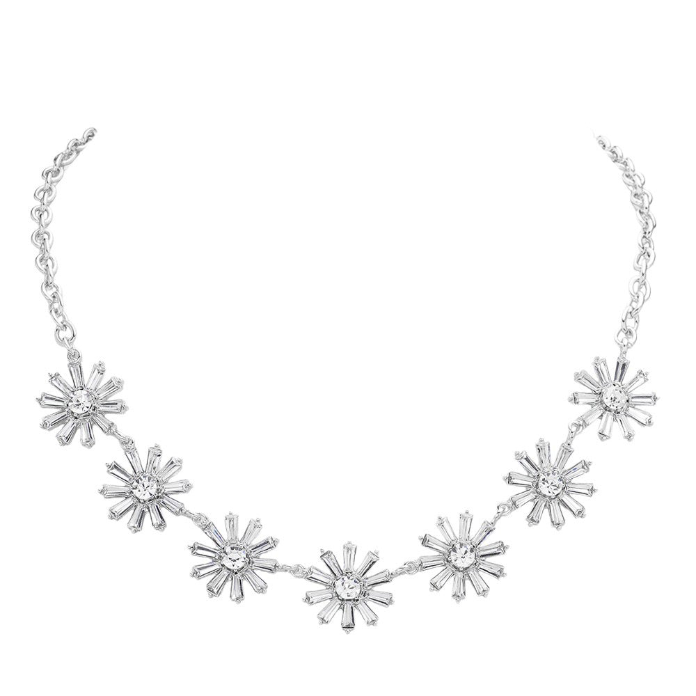 Gold-Glass Stone Embellished Flower Cluster Link Necklace, Add a touch of elegance to your look with this necklace. The necklace features a cluster of stunning glass stones in the shape of a delicate flower, giving it a charming and feminine appeal. Perfect for both casual and formal occasions, perfect gift choice.