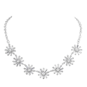 Silver-Glass Stone Embellished Flower Cluster Link Necklace, Add a touch of elegance to your look with this necklace. The necklace features a cluster of stunning glass stones in the shape of a delicate flower, giving it a charming and feminine appeal. Perfect for both casual and formal occasions, perfect gift choice.