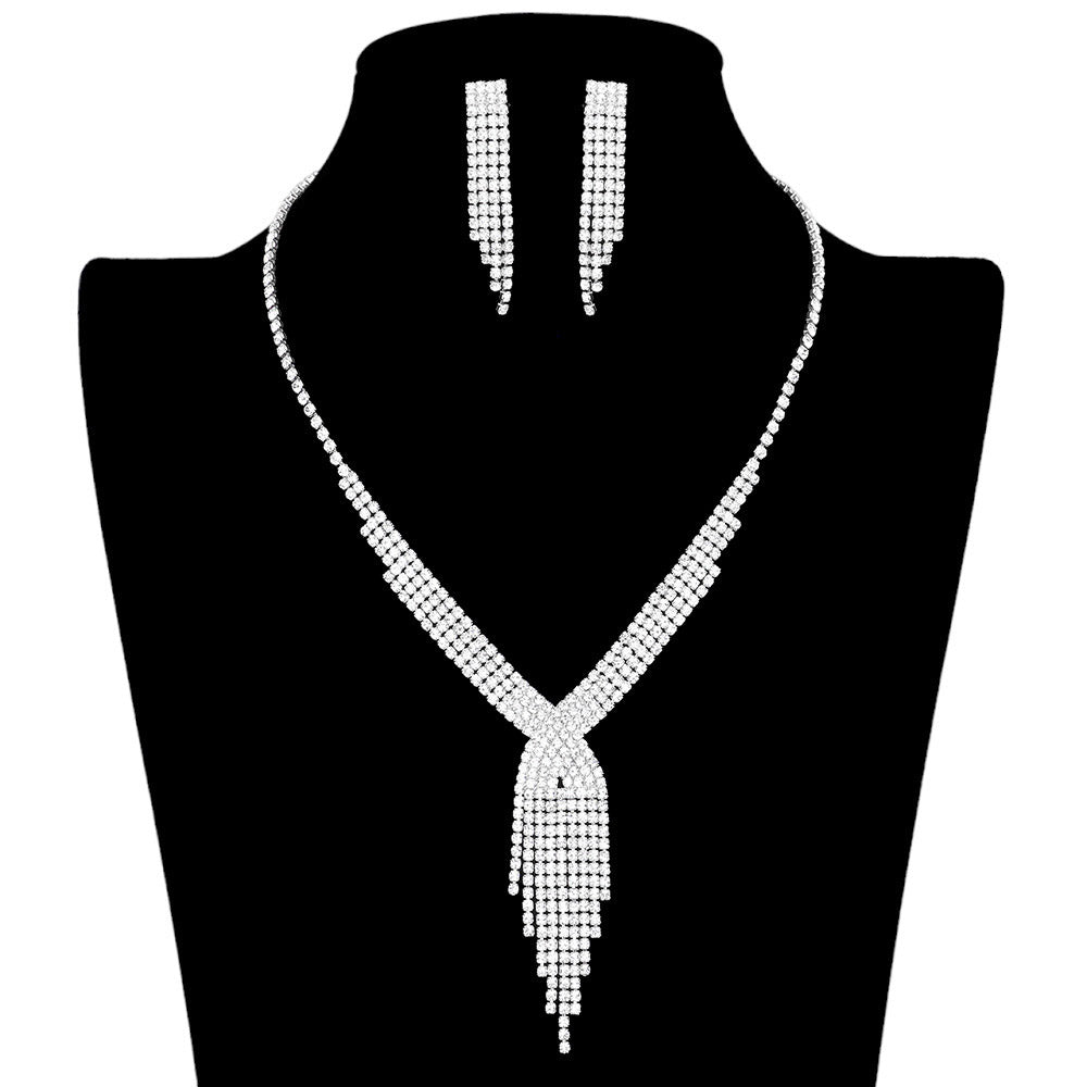 Gold Rhinestone Fringe Necklace, adds instant glamor to any outfit. It is made with sparkling rhinestones that will add a touch of sparkle to any neckline. The length of this piece is 16.25 inches, making it perfect for pairing with many necklines. Perfect for any special occasion, gift for birthdays, anniversaries, etc.