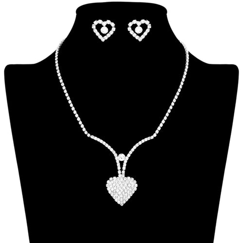Collar de corazón con diamantes de imitación pavimentados - Plata