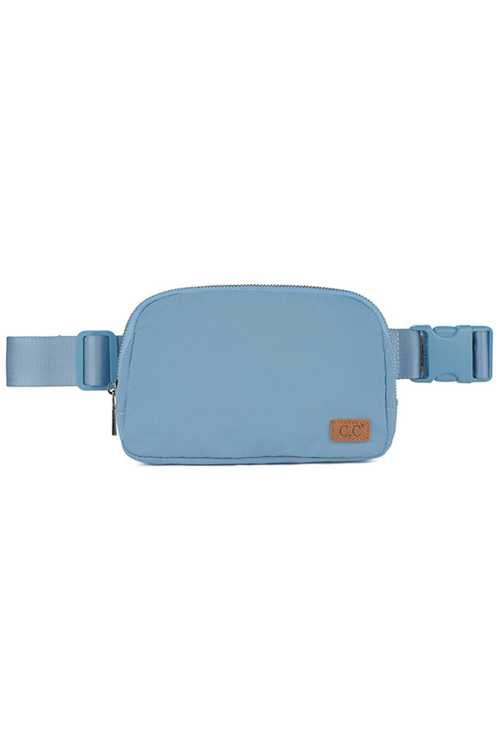 SteelBlue C.C. Waterproof Mini Fanny Belt Bag is the perfect accessory for any adventure. The waterproof material ensures your belongings stay dry, while the compact size and secure belt keep them close and safe. Ideal for outdoor activities or travelling, this bag is a must-have for any on-the-go individual.