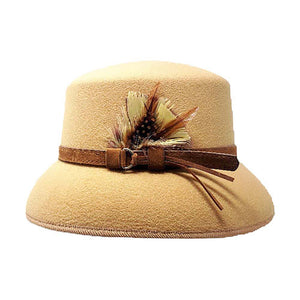 Tan Feather Pointed Felt Hat, is perfect for any occasion. Crafted from blended material, this hat features a stunning feather point design and a comfortable inner lining that will keep you warm and stylish. It ensures a secure fit making it a nice gift choice for those you care about. Look sharp in this classic hat.