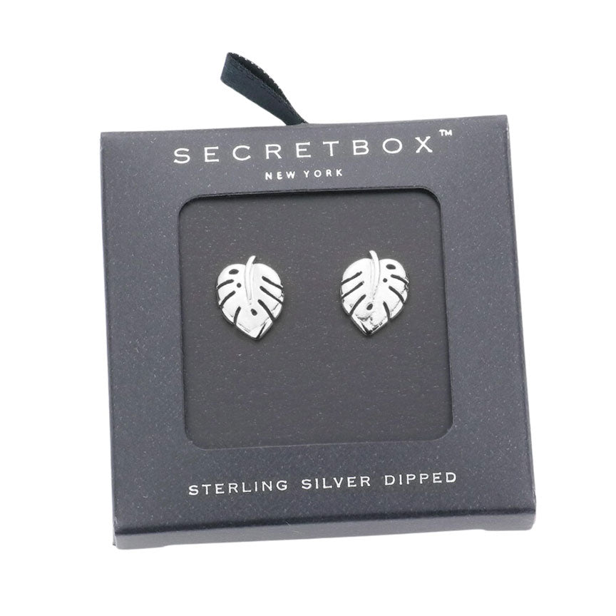 White Gold Secret Box Sterling Silver Dipped Leaf Stud Earrings, is beautifully designed with a Flower & Leaf theme that will make a glowing touch on everyone. The beautifully crafted design adds a gorgeous glow to any outfit. Great gift idea for your Wife, Mom, your Loving one, or any family member.