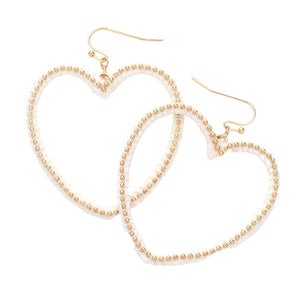 White Raffia Metal Ball Wrapped Open Heart Dangle Earrings, Expertly crafted with a unique design, these earrings are perfect for any occasion. The intricate metal wrapping around the raffia balls adds a touch of sophistication, while the open heart shape adds a delicate and feminine touch. Elevate your style with these.