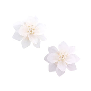 White Resin Flower Earrings, are fun handcrafted jewelry that fits your lifestyle, adding a pop of pretty color. Enhance your attire with these vibrant artisanal earrings to show off your fun trendsetting style. Great gift idea for your Wife, Mom, your Loving one, or any flower lover or family member.