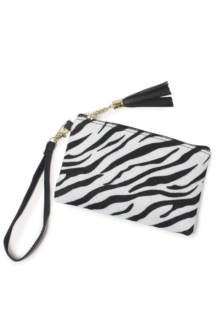 Wristlet Clutch offers a sleek and compact design ideal for carrying essentials with ease. Its convenient wrist strap ensures secure handling, making it perfect for on-the-go use. Crafted for both style and functionality, this clutch offers organized storage without bulk, making it suitable for both professional and casual settings 