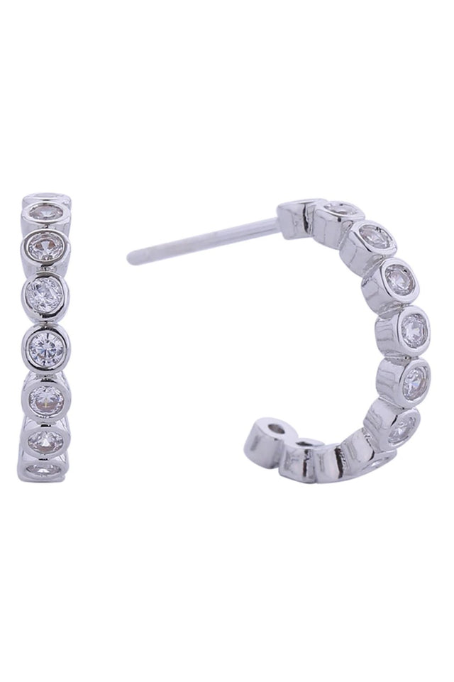 White Gold Elegant 14K link round cubic zirconia hoop post earrings crafted from hypoallergenic brass. These timeless hoops feature sparkling CZ stones that catch the light beautifully, perfect for everyday wear or special occasions. Lead and nickel compliant for safe, comfortable wear. The secure post back ensures stability throughout the day. A versatile addition to any jewelry collection.