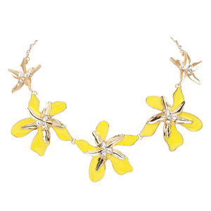 Yellow Teardrop Stone Pointed Enamel Flower Link Necklace is a stunning addition to any jewelry collection. Expertly crafted, this elegant teardrop design and bold enamel flowers create a sophisticated statement piece. Made with high-quality materials, this necklace is both durable and beautiful. Perfect for any occasion.