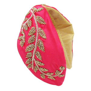 Introducing the Fuchsia Pink Beaded Leaf Cluster Knot Burnout Headband: look sharp with this seasonal statement piece! Featuring a boho-inspired burnout pattern and a cluster of beaded leaves, this headband will have you turning heads in no time. Perfect Birthday Gift, Christmas Gift, Regalo Cumpleanos, Regalo Navidad etc