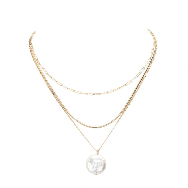 This Pearl Pendant Gold Triple Layered Necklace is the perfect "pearla" of jewelry, and a sure way to level up any look. The triple chain layers will make you feel like royalty, with their classic elegance and timeless charm. Perfect Birthday Gift, Anniversary Gift, Regalo Cumpleanos, Regalo Navidad, Valentine's Day Gift