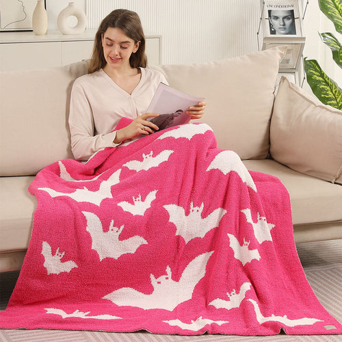 Halloween Bat Patterned Reversible Throw Blanket - Fuchsia