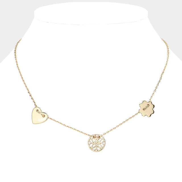 Metal Heart Filigree Round Pendant Necklace - Gold - Necklaces