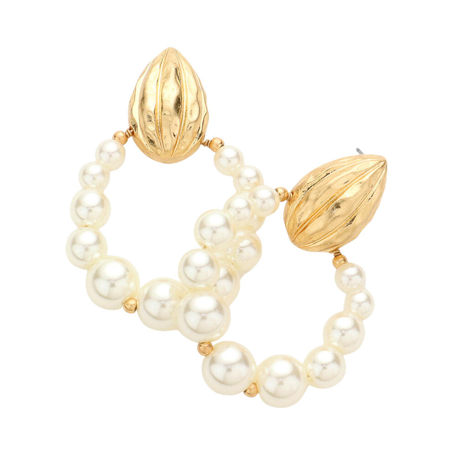 These Pearl Open Oval Dangle Earrings boast a classic oval silhouette, complemented with pearls for a timeless accessory, a sophisticated accent wear them to add a refined finish to any look. Ideal Birthday Gift, Anniversary Gift, Christmas Gift, Mothers Day Gift, Valentine's Day Gift. Regalo Navidad, Regalo Cumpleanos