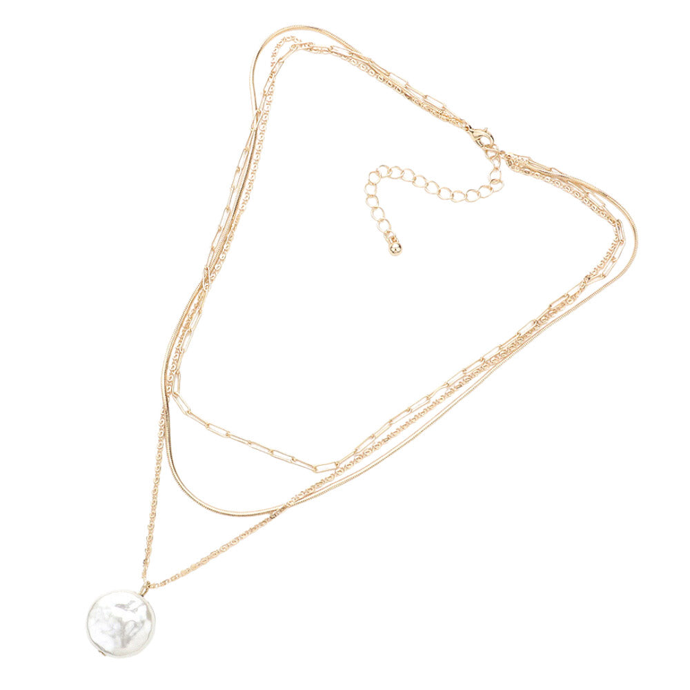 This Pearl Pendant Gold Triple Layered Necklace is the perfect "pearla" of jewelry, and a sure way to level up any look. The triple chain layers will make you feel like royalty, with their classic elegance and timeless charm. Perfect Birthday Gift, Anniversary Gift, Regalo Cumpleanos, Regalo Navidad, Valentine's Day Gift