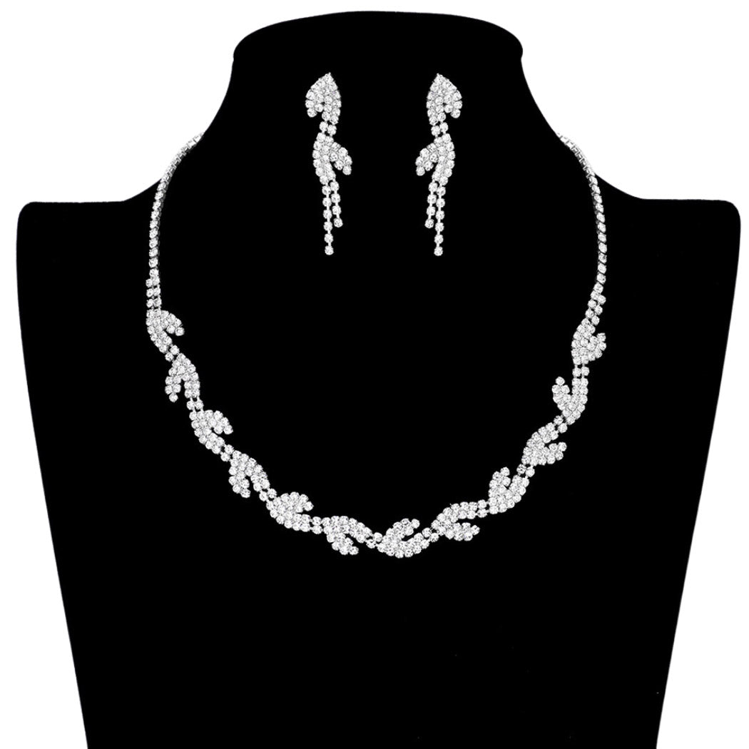 Silver Rhinestone Sprout Detailed Necklace Earring Set will be sure to add an air of timeless elegance, wear it with your favorite evening attire for an unbeatable combo of glitz and glamour Perfect Birthday Gift, Christmas Gift, Anniversary Gift, Prom, Valentine's Day Gift, Regalo Cumpleanos, Aniversario, Regalo Navidad