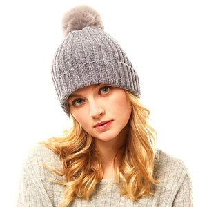 Soft Cozy Gray Chenille Pom Pom Hat Beanie Knit Beanie Winter Hat, before running out the door into this cold weather, reach for this classic toasty hat to keep you incredibly warm, the autumnal touch finish your outfit. Perfect Birthday Gift, Christmas Gift, Regalo Navidad, Regalo Cumpleanos, Anniversary Gift, Secret Santa