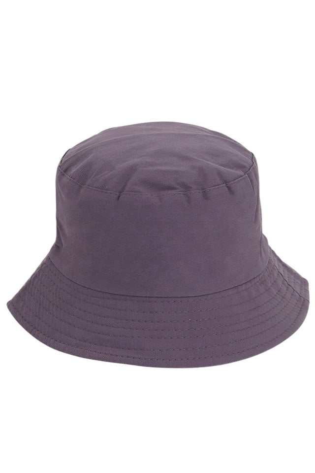 Dark gray Solid reversible bucket hat exemplifies advanced headwear design through its dual-functionality construction. Fabricated with high-tensile materials, it provides comprehensive UVA/UVB protection while maintaining dimensional stability throughout extended wear cycles. The precisely calibrated brim curvature ensures optimal facial shading without compromising peripheral awareness, while the strategically positioned interior band delivers pressure-distributed comfort. Enhanced with moisture-wicking t
