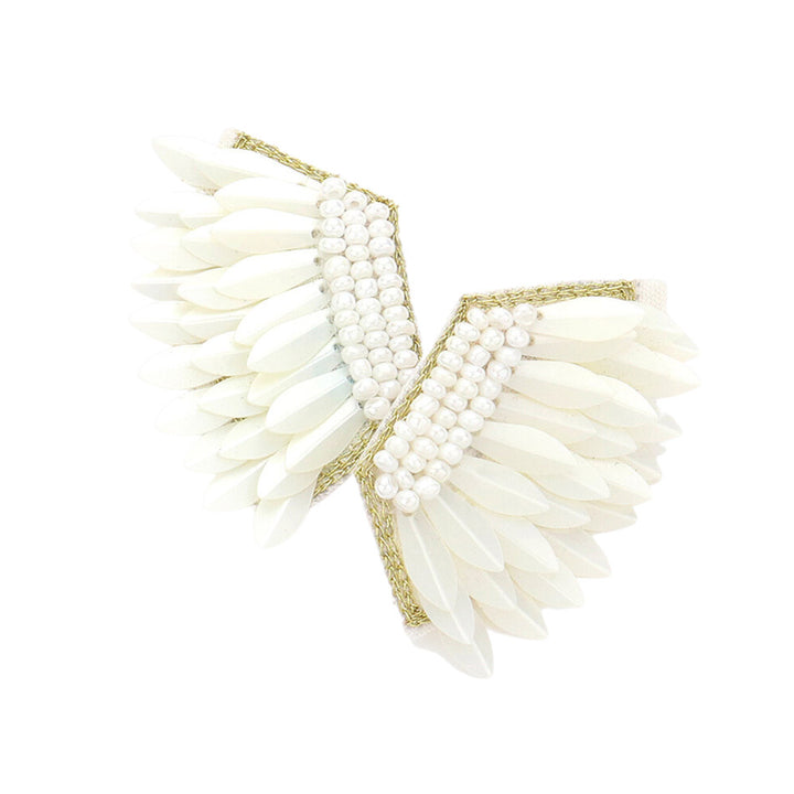 White Boho Fringe Beaded Earrings are the perfect accessory to boho-ify your look! They feature a felt backing for comfort, and colorful beading for that added fringe-y flair. Perfect Birthday Gift, Anniversary Gift, Christmas Gift, Regalo Cumpleanos, Regalo Navidad, Aniversario, etc