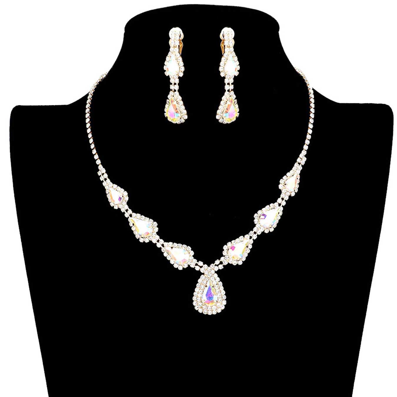 AB Gold Teardrop Stone Accented Rhinestone Pave Necklace, brings a gorgeous glow to your outfit to show off the royalty on any special occasion. These gorgeous Rhinestone pieces will show your class in any special occasion. The elegance of these Rhinestone goes unmatched, great for wearing at a party! Perfect jewelry to enhance your look. Awesome gift for birthday, Anniversary or any special occasion.