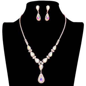 AB Rose Gold Teardrop Stone Accented Rhinestone Necklace. Beautifully crafted design adds a gorgeous glow to any outfit. Perfect for adding just the right amount of shimmer & shine and a touch of class to special events.These classy rhinestone necklaces are perfect for Party, Wedding and Evening. Awesome gift for birthday, Anniversary, Valentine’s Day or any special occasion.