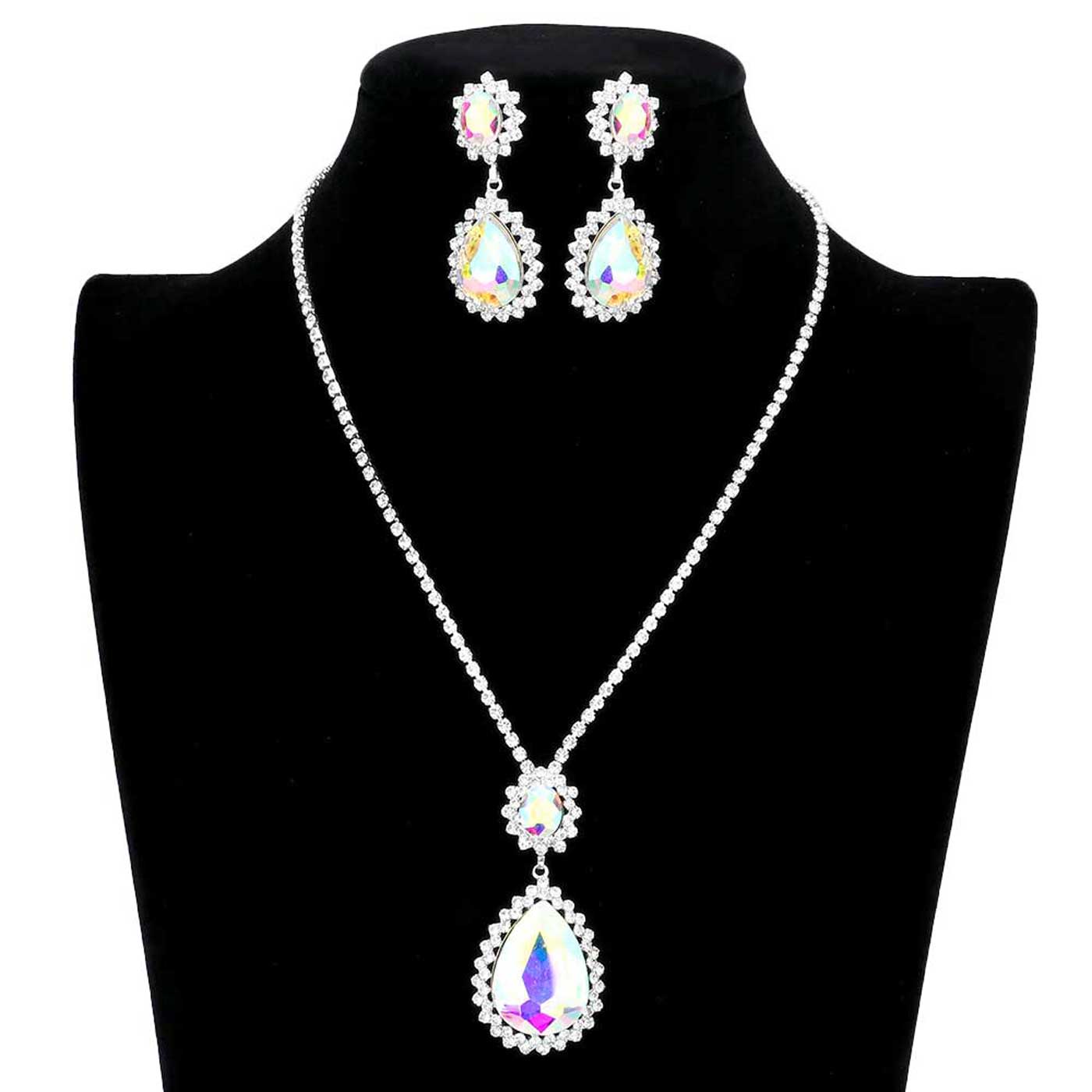 AB Silver Teardrop Accented Rhinestone Necklace. These gorgeous rhinestone pieces will show your class in any special occasion. The elegance of these rhinestone goes unmatched, great for wearing at a party! Perfect jewelry to enhance your look. Awesome gift for birthday, Anniversary, Valentine’s Day or any special occasion.