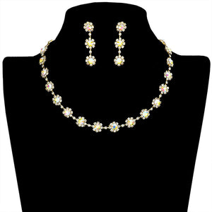 Ab Gold Floral Crystal Rhinestone Collar Necklace, a beautifully crafted design adds a gorgeous glow to your special outfit. Rhinestone collar necklaces that fit your lifestyle on special occasions! The perfect accessory for adding just the right amount of shimmer and a touch of class to special events. 