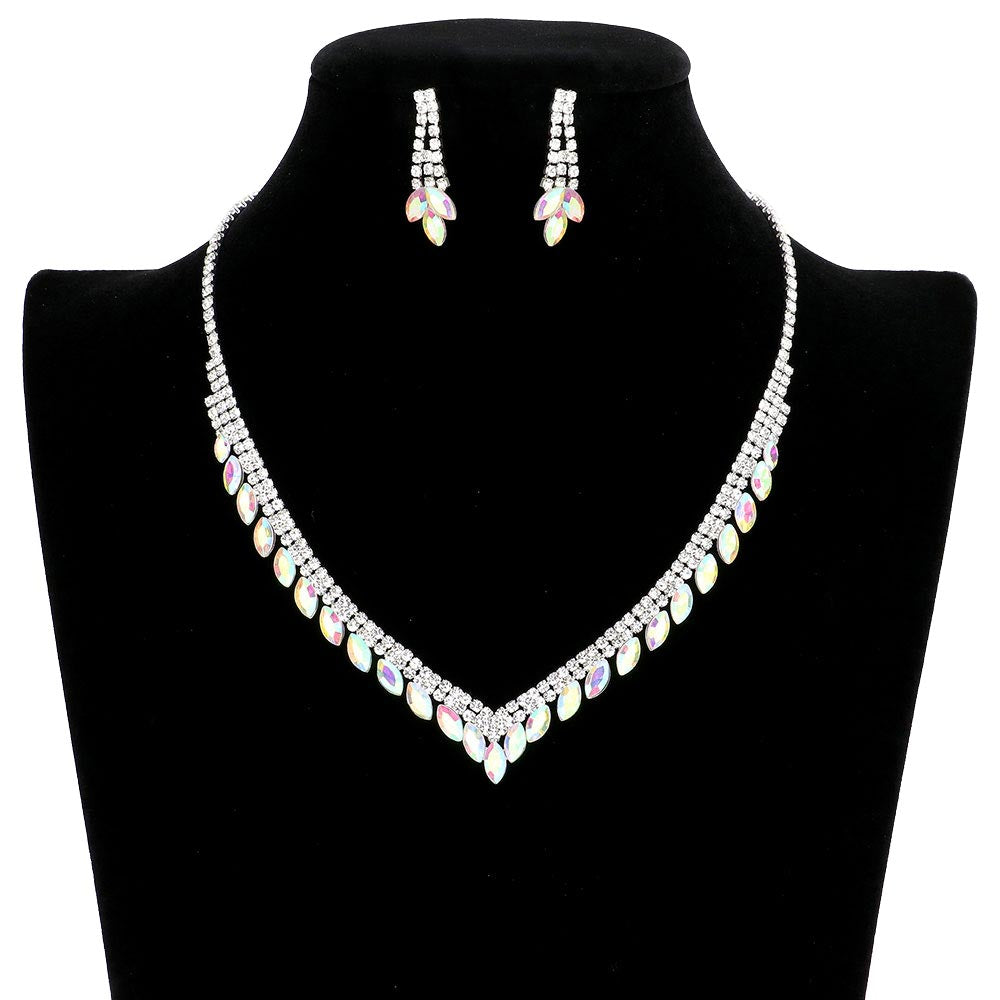 Ab Silver Christal Rhinestone Pave Necklace, enhance your attire with these vibrant beautiful rhinestone pave necklaces to dress up or down your look. Look like the ultimate fashionista with this Christal rhinestone necklace! add something special to your outfit! It will be your new favorite accessory. 