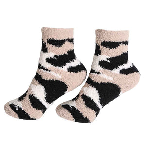Beige 6pairs Camouflage Socks, your feet will look and feel fab in these socks! they are so soft and stretchy, you will love them! keep your feet toasty. Let you look attractive and these socks can bright up the clod winter. With super soft material and a comfortable cuff, these will be your favorite everyday socks. The warm Camouflage socks are nice gift choice, you can send to your mom, sister, friends, wife.